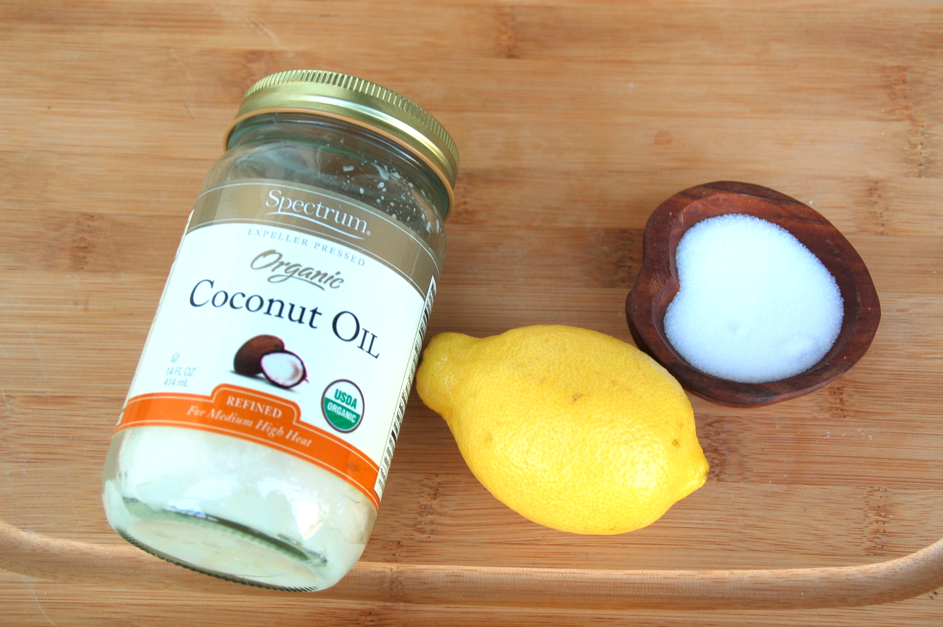 How to Clean Wooden Cutting Boards at simply-nicole.com