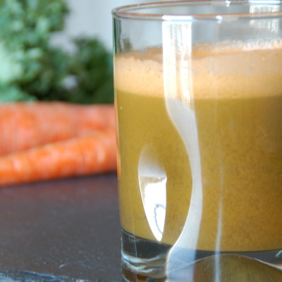 Zesty Carrot (not so) Green Juice
