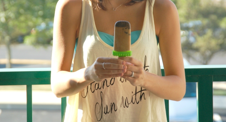 Coffee Cookie Popsicles