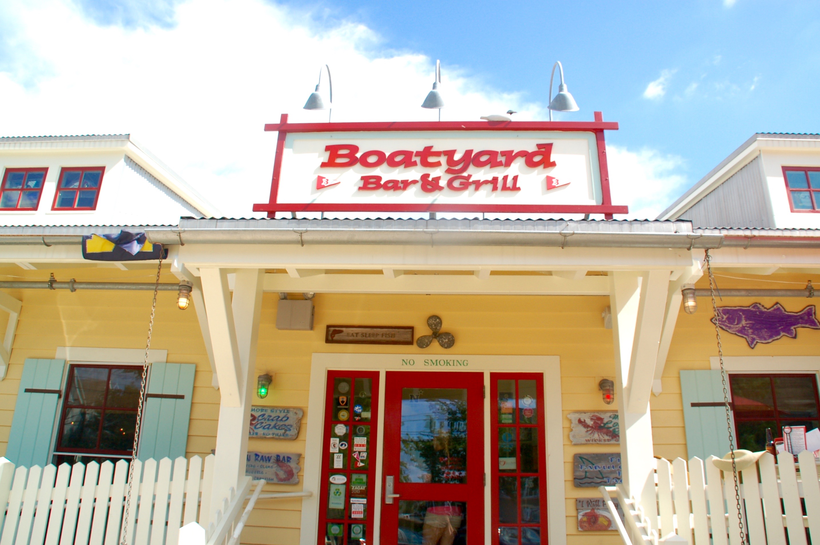 Boatyard Bar & Grill