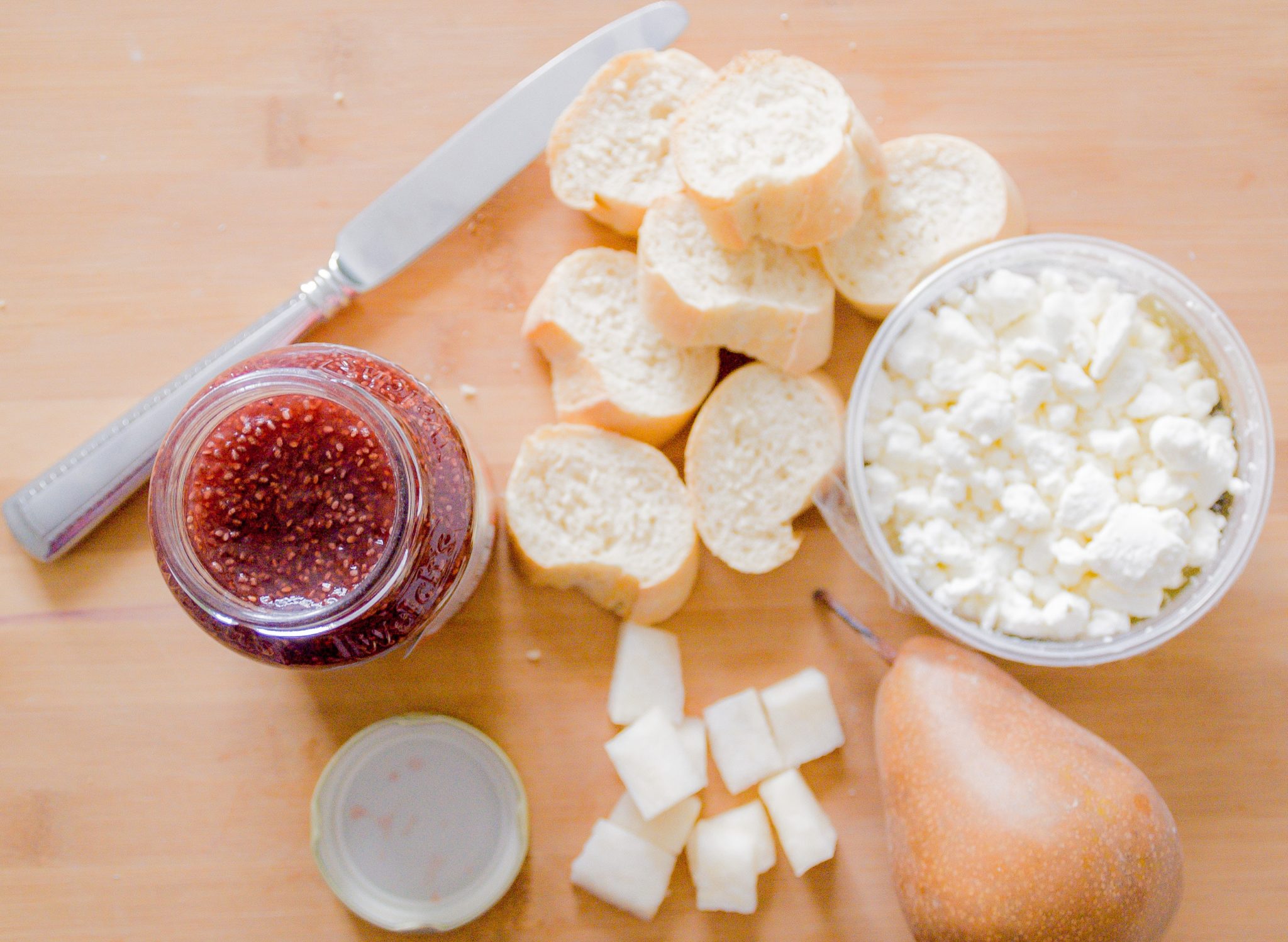 Strawberry Pear Goat Cheese Crostini Strawberry Pear Goat Cheese Crostini